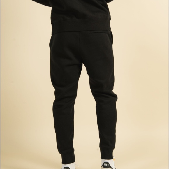 Nike NSW Sportswear Club Fleece Jogger Size M Men Pants Black BV2671-010 - Picture 4 of 13